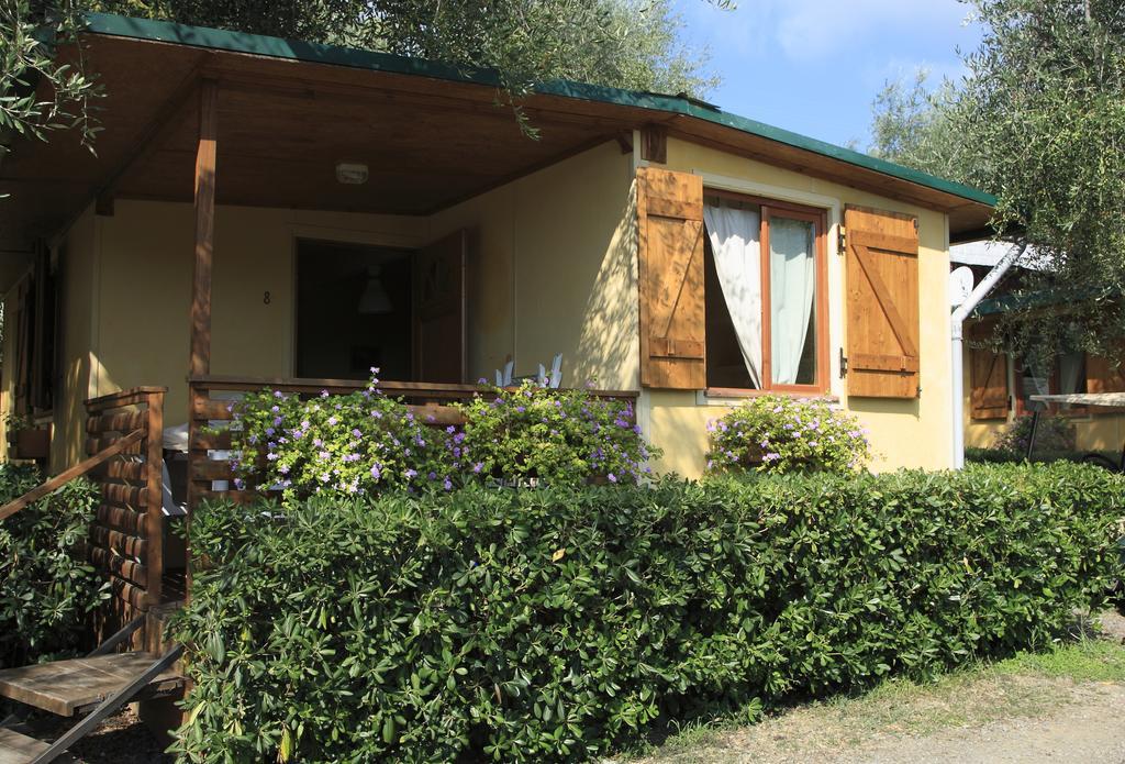 Il Frantoio Camping سان بارتولومِيو آل ما الغرفة الصورة